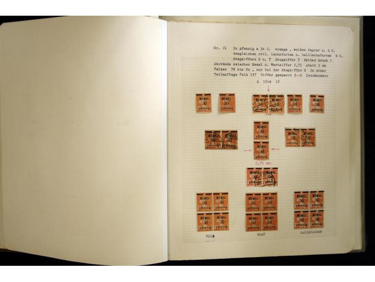 1920/22, vorwiegend ungebrauchte, 4-bändige Spezialsammlung von Druckdaten, Zwischenstegpaare und Millesime, dabei viele Einh