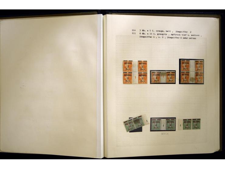 1920/22, vorwiegend ungebrauchte, 4-bändige Spezialsammlung von Druckdaten, Zwischenstegpaare und Millesime, dabei viele Einh