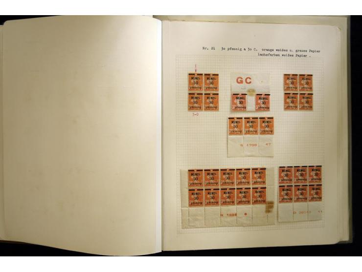 1920/22, vorwiegend ungebrauchte, 4-bändige Spezialsammlung von Druckdaten, Zwischenstegpaare und Millesime, dabei viele Einh