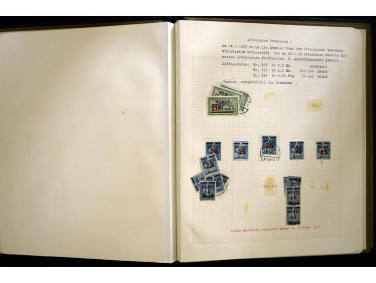 1920/22, vorwiegend ungebrauchte, 4-bändige Spezialsammlung von Druckdaten, Zwischenstegpaare und Millesime, dabei viele Einh