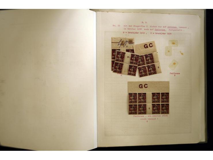 1920/22, vorwiegend ungebrauchte, 4-bändige Spezialsammlung von Druckdaten, Zwischenstegpaare und Millesime, dabei viele Einh