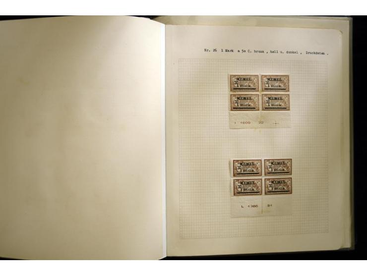 1920/22, vorwiegend ungebrauchte, 4-bändige Spezialsammlung von Druckdaten, Zwischenstegpaare und Millesime, dabei viele Einh