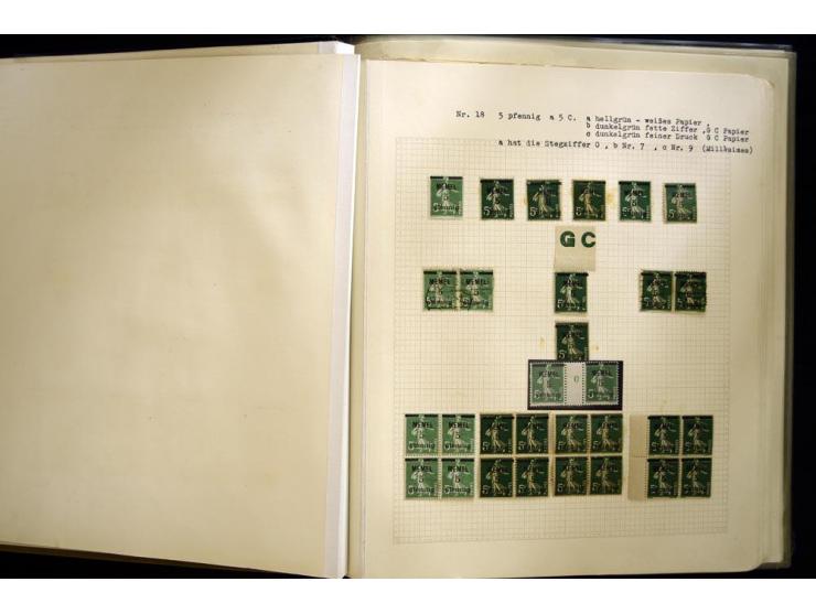 1920/22, vorwiegend ungebrauchte, 4-bändige Spezialsammlung von Druckdaten, Zwischenstegpaare und Millesime, dabei viele Einh