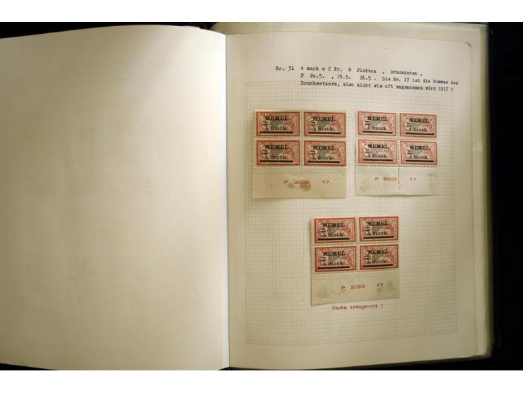 1920/22, vorwiegend ungebrauchte, 4-bändige Spezialsammlung von Druckdaten, Zwischenstegpaare und Millesime, dabei viele Einh