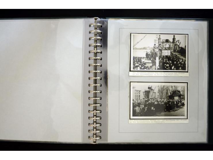 1939, Rückgabe des Memelgebietes an das Deutsche Reich, interessante Sammlung von 12 Fotos und einigen Zeitungsberichten