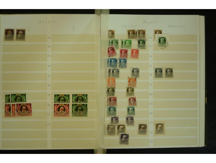 1849/1945(ca.), ARBEITSMATERIAL EINES BRIEFMARKENRESTAURATORS, hochinteressanter Bestand in Steckalben und Tütchen, dabei  vi
