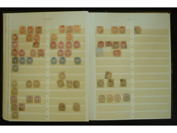 1849/1945(ca.), ARBEITSMATERIAL EINES BRIEFMARKENRESTAURATORS, hochinteressanter Bestand in Steckalben und Tütchen, dabei  vi