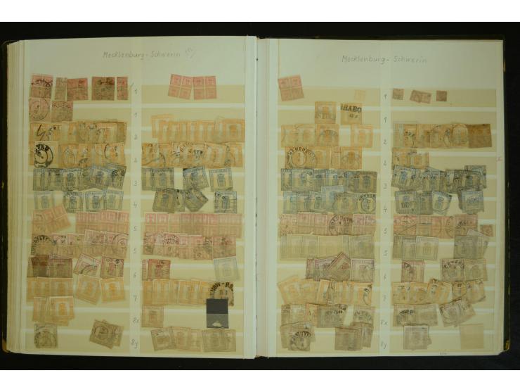 1849/1945(ca.), ARBEITSMATERIAL EINES BRIEFMARKENRESTAURATORS, hochinteressanter Bestand in Steckalben und Tütchen, dabei  vi