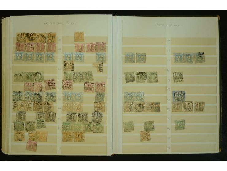 1849/1945(ca.), ARBEITSMATERIAL EINES BRIEFMARKENRESTAURATORS, hochinteressanter Bestand in Steckalben und Tütchen, dabei  vi