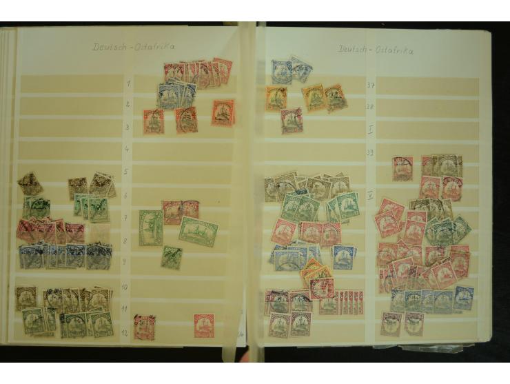 1849/1945(ca.), ARBEITSMATERIAL EINES BRIEFMARKENRESTAURATORS, hochinteressanter Bestand in Steckalben und Tütchen, dabei  vi