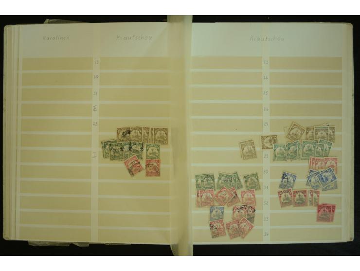 1849/1945(ca.), ARBEITSMATERIAL EINES BRIEFMARKENRESTAURATORS, hochinteressanter Bestand in Steckalben und Tütchen, dabei  vi
