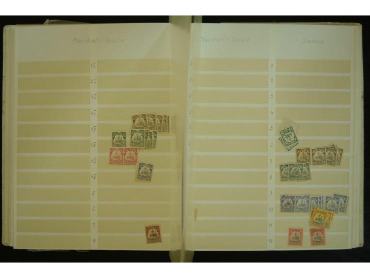 1849/1945(ca.), ARBEITSMATERIAL EINES BRIEFMARKENRESTAURATORS, hochinteressanter Bestand in Steckalben und Tütchen, dabei  vi