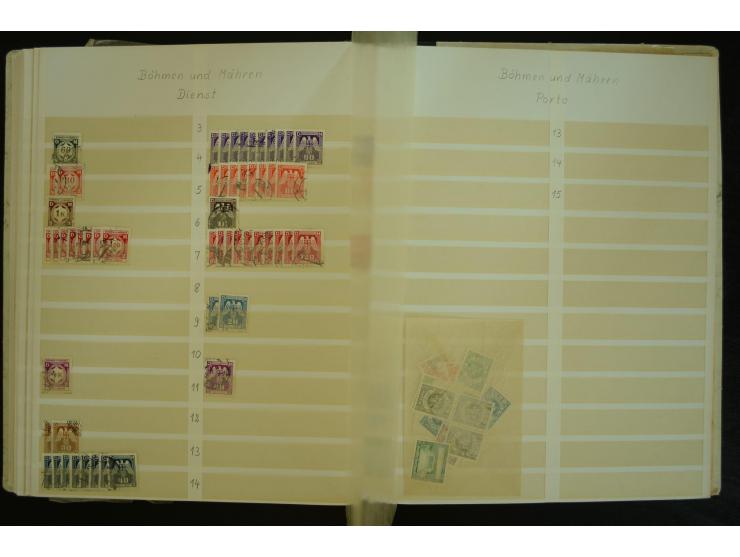 1849/1945(ca.), ARBEITSMATERIAL EINES BRIEFMARKENRESTAURATORS, hochinteressanter Bestand in Steckalben und Tütchen, dabei  vi
