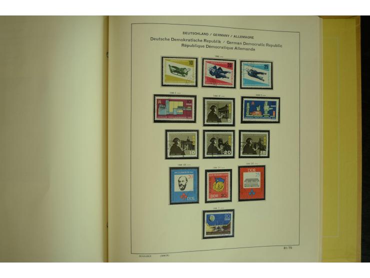1945/2012, ungebrauchte/postfrische und gestempelte Sammlung, dabei Bizone mit besseren u.a. Mi.-Nr. 93I XG gestempelt mit Fo