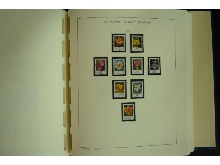 1945/2012, ungebrauchte/postfrische und gestempelte Sammlung, dabei Bizone mit besseren u.a. Mi.-Nr. 93I XG gestempelt mit Fo
