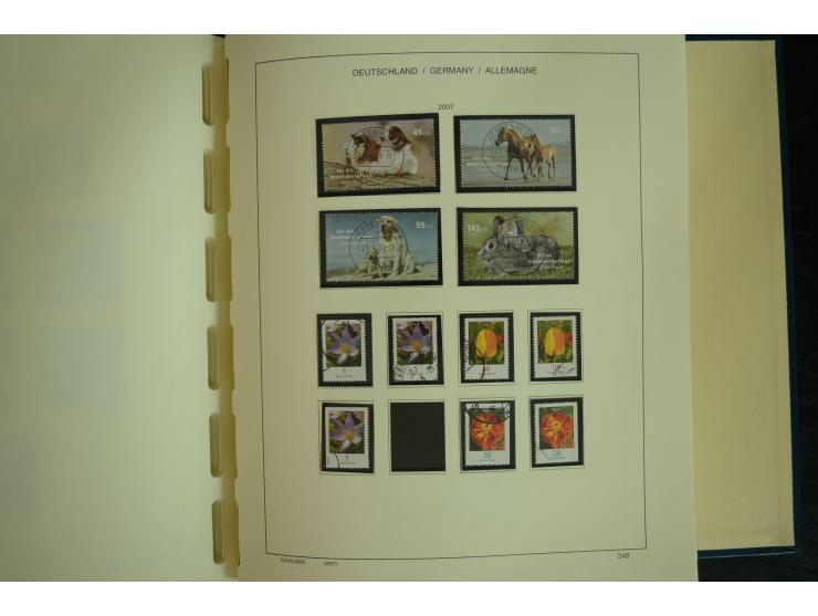 1945/2012, ungebrauchte/postfrische und gestempelte Sammlung, dabei Bizone mit besseren u.a. Mi.-Nr. 93I XG gestempelt mit Fo