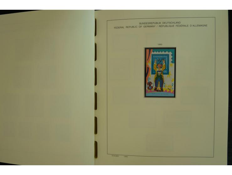 1945/2012, ungebrauchte/postfrische und gestempelte Sammlung, dabei Bizone mit besseren u.a. Mi.-Nr. 93I XG gestempelt mit Fo