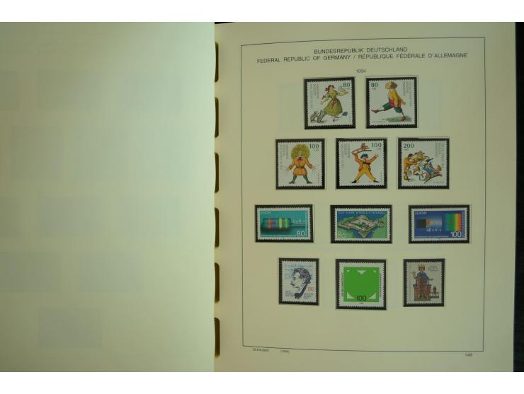 1945/2012, ungebrauchte/postfrische und gestempelte Sammlung, dabei Bizone mit besseren u.a. Mi.-Nr. 93I XG gestempelt mit Fo