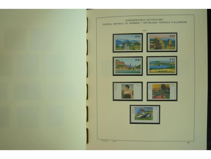1945/2012, ungebrauchte/postfrische und gestempelte Sammlung, dabei Bizone mit besseren u.a. Mi.-Nr. 93I XG gestempelt mit Fo