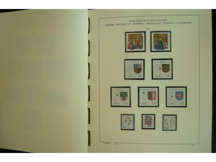 1945/2012, ungebrauchte/postfrische und gestempelte Sammlung, dabei Bizone mit besseren u.a. Mi.-Nr. 93I XG gestempelt mit Fo