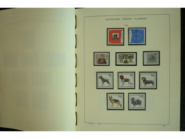 1945/2012, ungebrauchte/postfrische und gestempelte Sammlung, dabei Bizone mit besseren u.a. Mi.-Nr. 93I XG gestempelt mit Fo