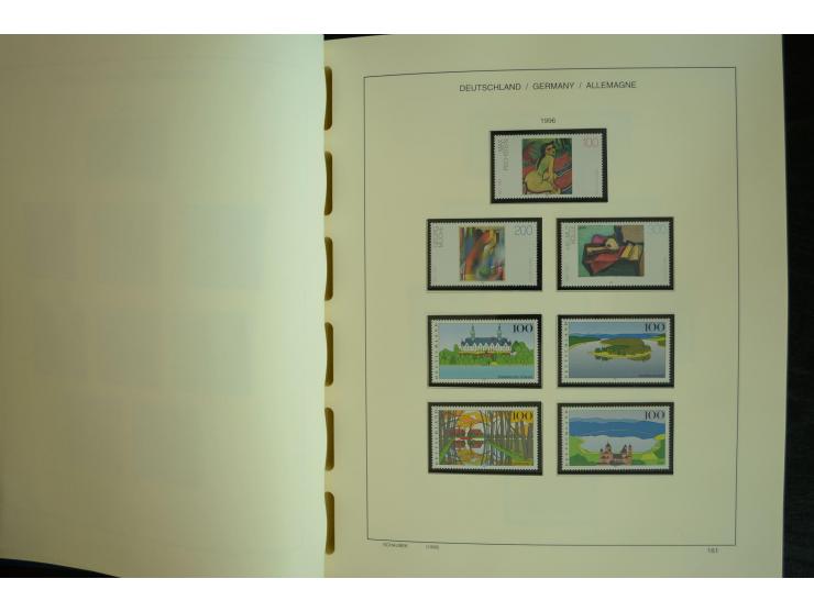 1945/2012, ungebrauchte/postfrische und gestempelte Sammlung, dabei Bizone mit besseren u.a. Mi.-Nr. 93I XG gestempelt mit Fo