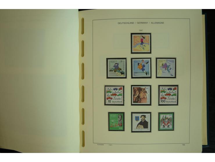 1945/2012, ungebrauchte/postfrische und gestempelte Sammlung, dabei Bizone mit besseren u.a. Mi.-Nr. 93I XG gestempelt mit Fo