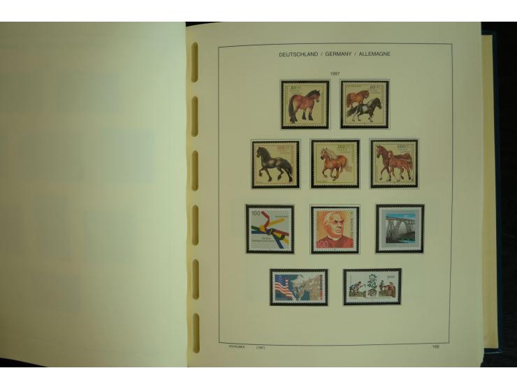 1945/2012, ungebrauchte/postfrische und gestempelte Sammlung, dabei Bizone mit besseren u.a. Mi.-Nr. 93I XG gestempelt mit Fo