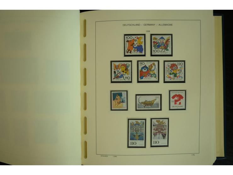 1945/2012, ungebrauchte/postfrische und gestempelte Sammlung, dabei Bizone mit besseren u.a. Mi.-Nr. 93I XG gestempelt mit Fo
