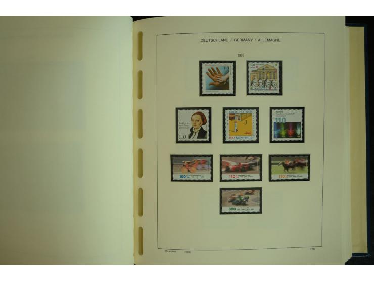 1945/2012, ungebrauchte/postfrische und gestempelte Sammlung, dabei Bizone mit besseren u.a. Mi.-Nr. 93I XG gestempelt mit Fo