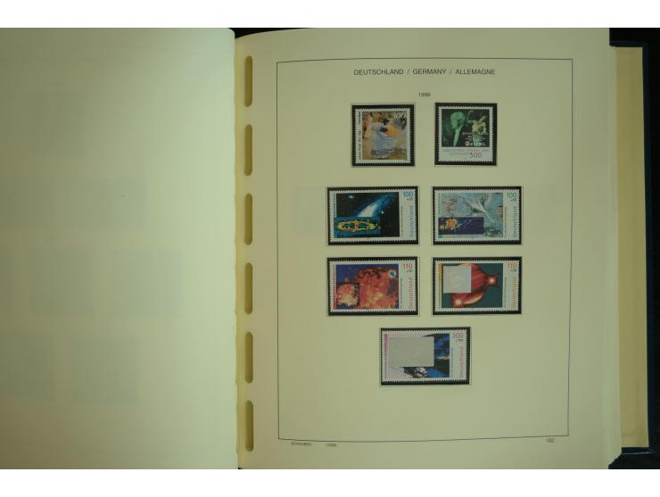 1945/2012, ungebrauchte/postfrische und gestempelte Sammlung, dabei Bizone mit besseren u.a. Mi.-Nr. 93I XG gestempelt mit Fo
