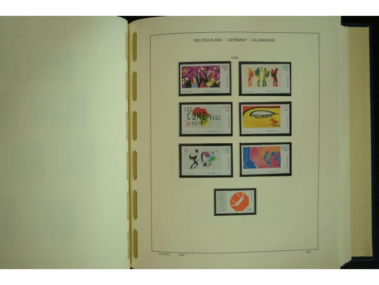 1945/2012, ungebrauchte/postfrische und gestempelte Sammlung, dabei Bizone mit besseren u.a. Mi.-Nr. 93I XG gestempelt mit Fo