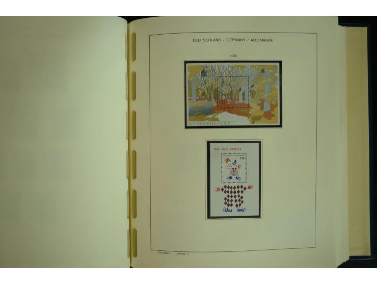 1945/2012, ungebrauchte/postfrische und gestempelte Sammlung, dabei Bizone mit besseren u.a. Mi.-Nr. 93I XG gestempelt mit Fo