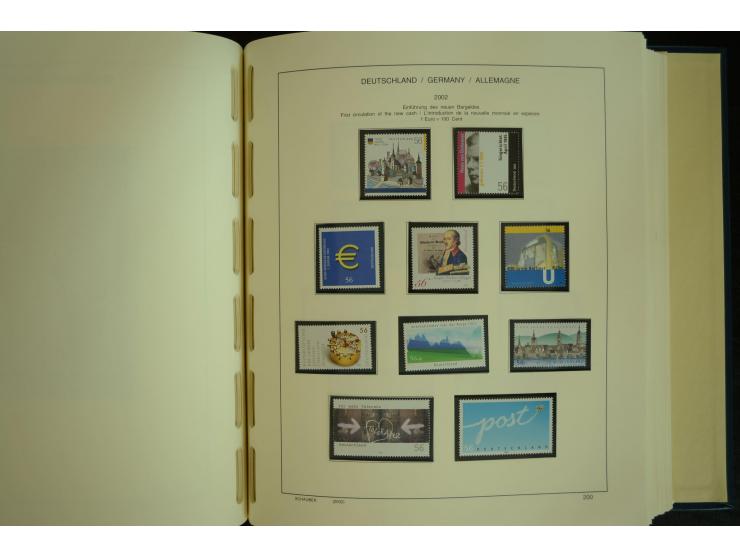 1945/2012, ungebrauchte/postfrische und gestempelte Sammlung, dabei Bizone mit besseren u.a. Mi.-Nr. 93I XG gestempelt mit Fo