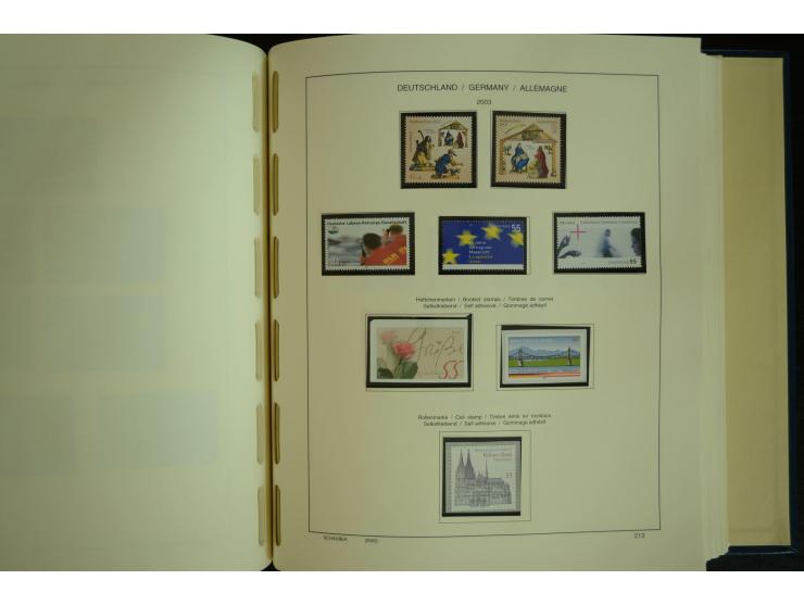 1945/2012, ungebrauchte/postfrische und gestempelte Sammlung, dabei Bizone mit besseren u.a. Mi.-Nr. 93I XG gestempelt mit Fo