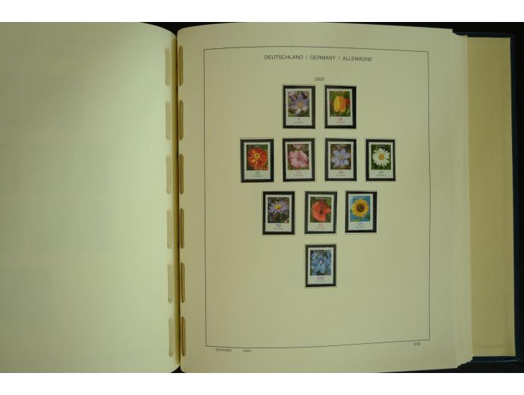 1945/2012, ungebrauchte/postfrische und gestempelte Sammlung, dabei Bizone mit besseren u.a. Mi.-Nr. 93I XG gestempelt mit Fo
