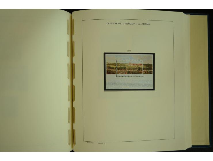 1945/2012, ungebrauchte/postfrische und gestempelte Sammlung, dabei Bizone mit besseren u.a. Mi.-Nr. 93I XG gestempelt mit Fo