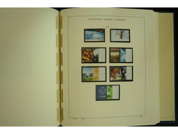 1945/2012, ungebrauchte/postfrische und gestempelte Sammlung, dabei Bizone mit besseren u.a. Mi.-Nr. 93I XG gestempelt mit Fo