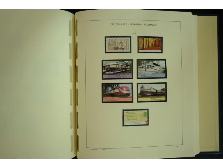 1945/2012, ungebrauchte/postfrische und gestempelte Sammlung, dabei Bizone mit besseren u.a. Mi.-Nr. 93I XG gestempelt mit Fo