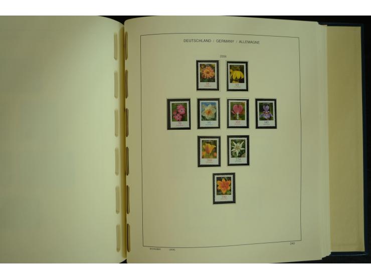 1945/2012, ungebrauchte/postfrische und gestempelte Sammlung, dabei Bizone mit besseren u.a. Mi.-Nr. 93I XG gestempelt mit Fo