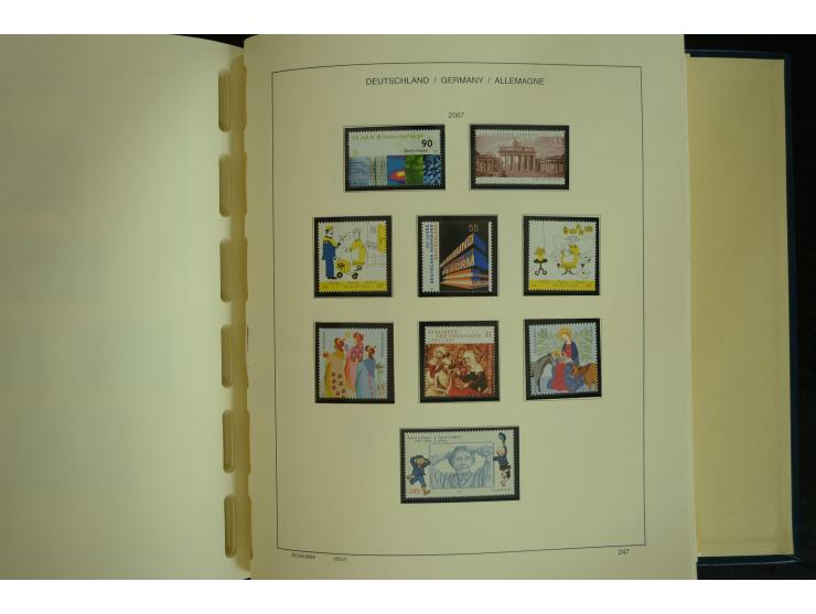 1945/2012, ungebrauchte/postfrische und gestempelte Sammlung, dabei Bizone mit besseren u.a. Mi.-Nr. 93I XG gestempelt mit Fo