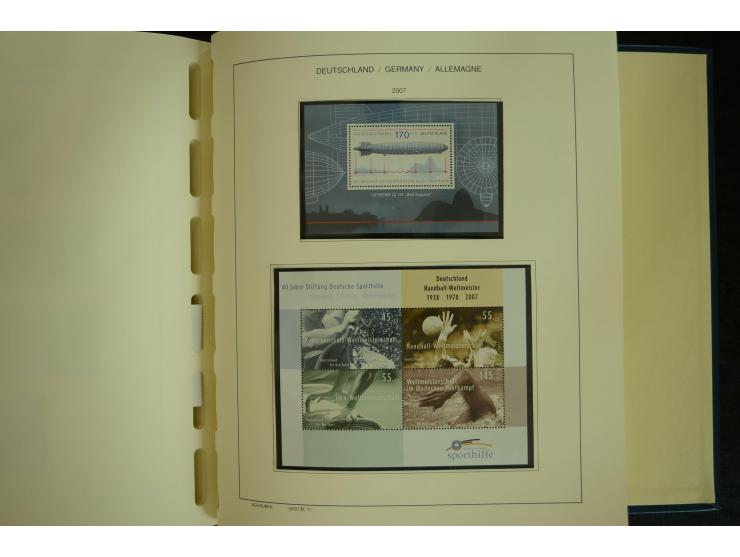 1945/2012, ungebrauchte/postfrische und gestempelte Sammlung, dabei Bizone mit besseren u.a. Mi.-Nr. 93I XG gestempelt mit Fo