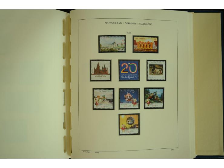 1945/2012, ungebrauchte/postfrische und gestempelte Sammlung, dabei Bizone mit besseren u.a. Mi.-Nr. 93I XG gestempelt mit Fo