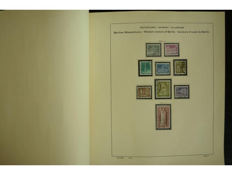 1945/2012, ungebrauchte/postfrische und gestempelte Sammlung, dabei Bizone mit besseren u.a. Mi.-Nr. 93I XG gestempelt mit Fo