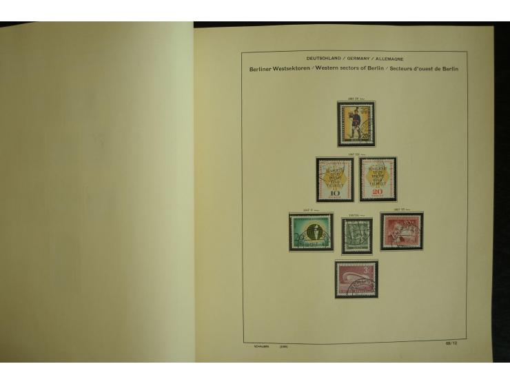 1945/2012, ungebrauchte/postfrische und gestempelte Sammlung, dabei Bizone mit besseren u.a. Mi.-Nr. 93I XG gestempelt mit Fo
