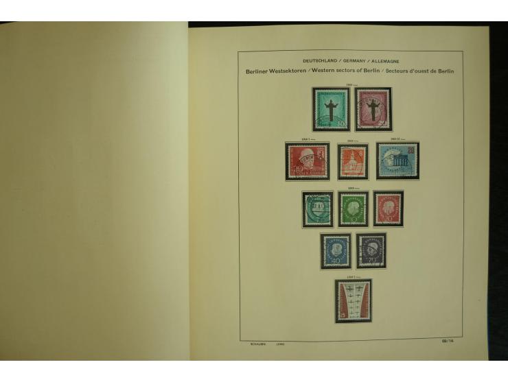1945/2012, ungebrauchte/postfrische und gestempelte Sammlung, dabei Bizone mit besseren u.a. Mi.-Nr. 93I XG gestempelt mit Fo