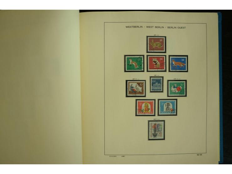 1945/2012, ungebrauchte/postfrische und gestempelte Sammlung, dabei Bizone mit besseren u.a. Mi.-Nr. 93I XG gestempelt mit Fo