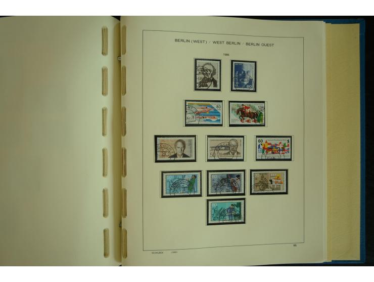 1945/2012, ungebrauchte/postfrische und gestempelte Sammlung, dabei Bizone mit besseren u.a. Mi.-Nr. 93I XG gestempelt mit Fo
