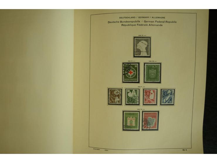 1945/2012, ungebrauchte/postfrische und gestempelte Sammlung, dabei Bizone mit besseren u.a. Mi.-Nr. 93I XG gestempelt mit Fo