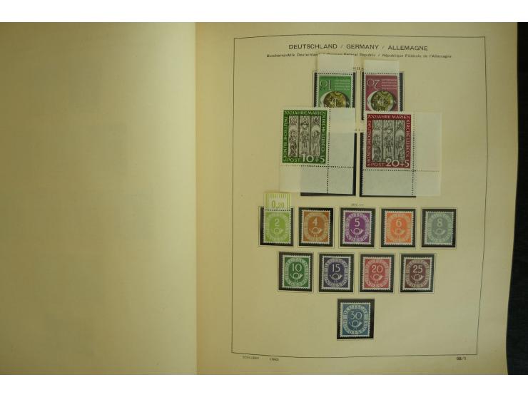 1945/2012, ungebrauchte/postfrische und gestempelte Sammlung, dabei Bizone mit besseren u.a. Mi.-Nr. 93I XG gestempelt mit Fo